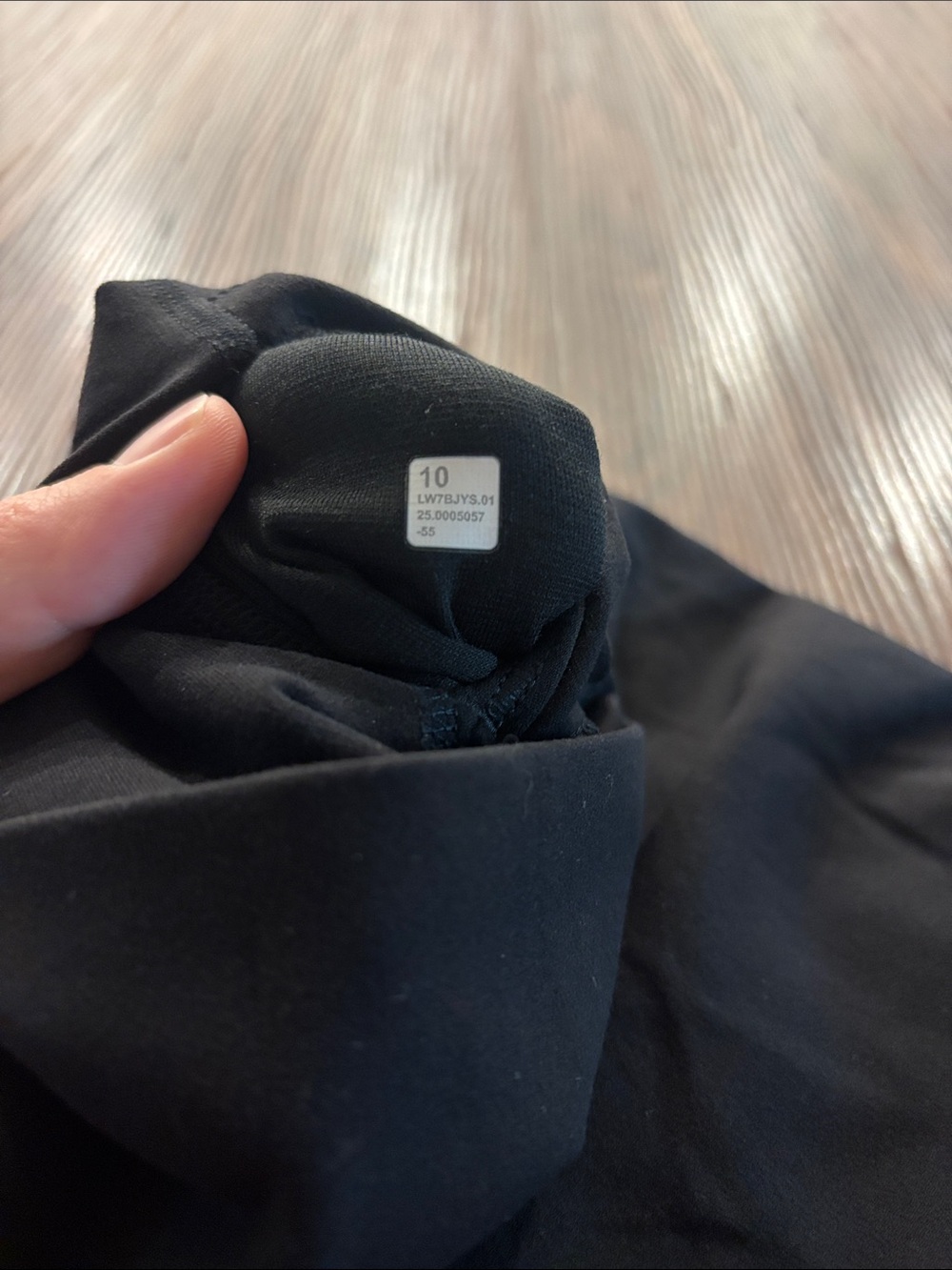 Lululemon Align Short 4" Black W7BJYS - Picture 3 of 3